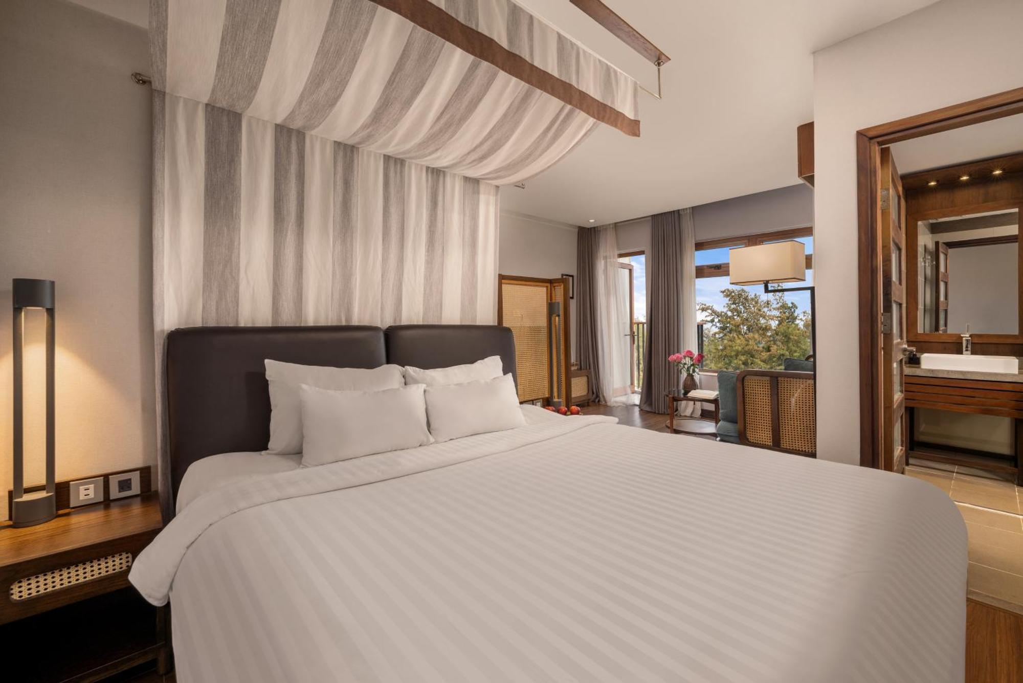 Hoi An Ocean Front Hotel Экстерьер фото