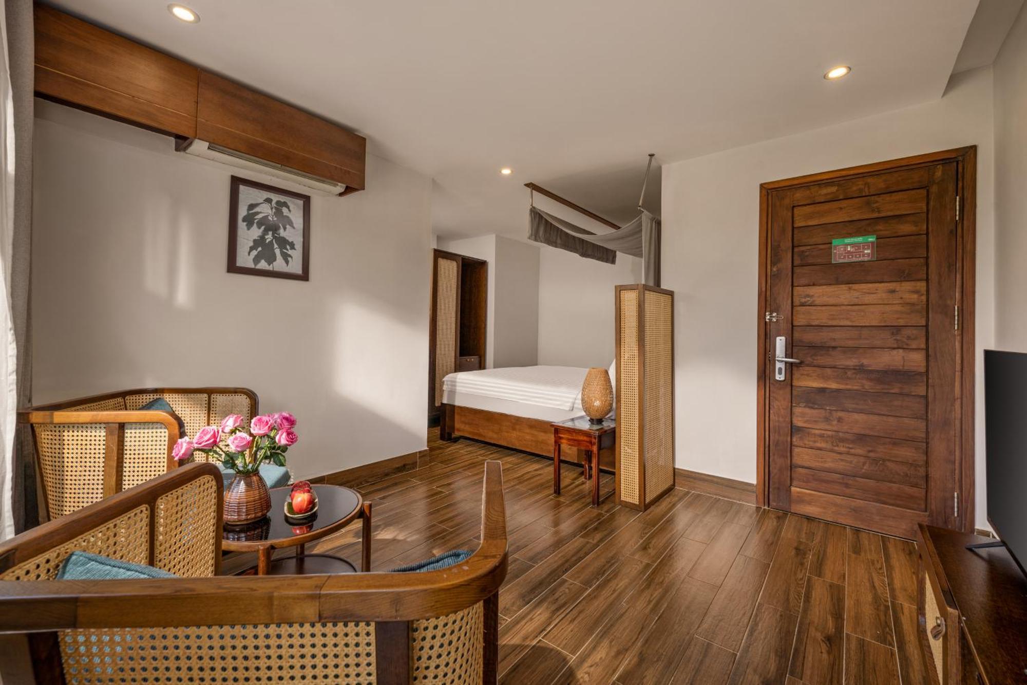 Hoi An Ocean Front Hotel Экстерьер фото